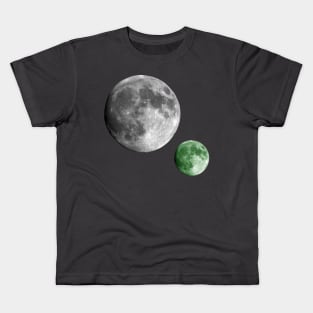 Two moons. Kids T-Shirt